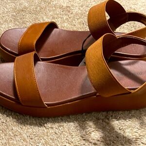 Maurice’s brown sandals